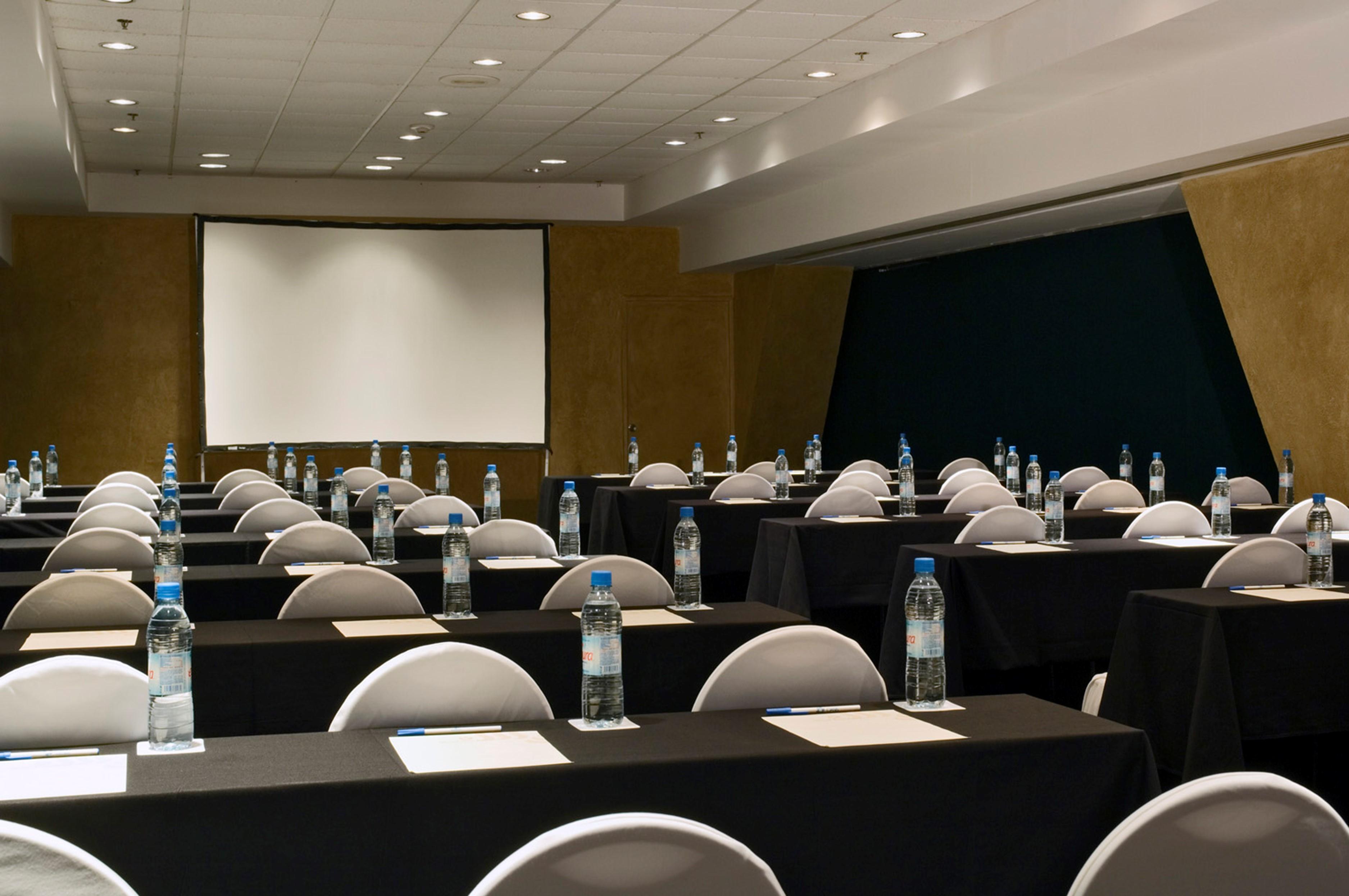 Grand Oasis Cancún Exterior foto Meeting room
